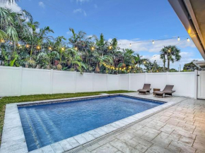 Luxe Home - Heated Pool I 5 min to Beach I BBQ Grill
